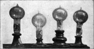 Thomas Edison light string- dispayed, Christmas 1880.png